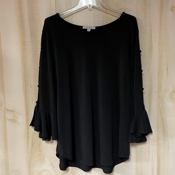Green Envelope Tops - Green Envelope Black Split Bell Sleeve Top Sz 2X
